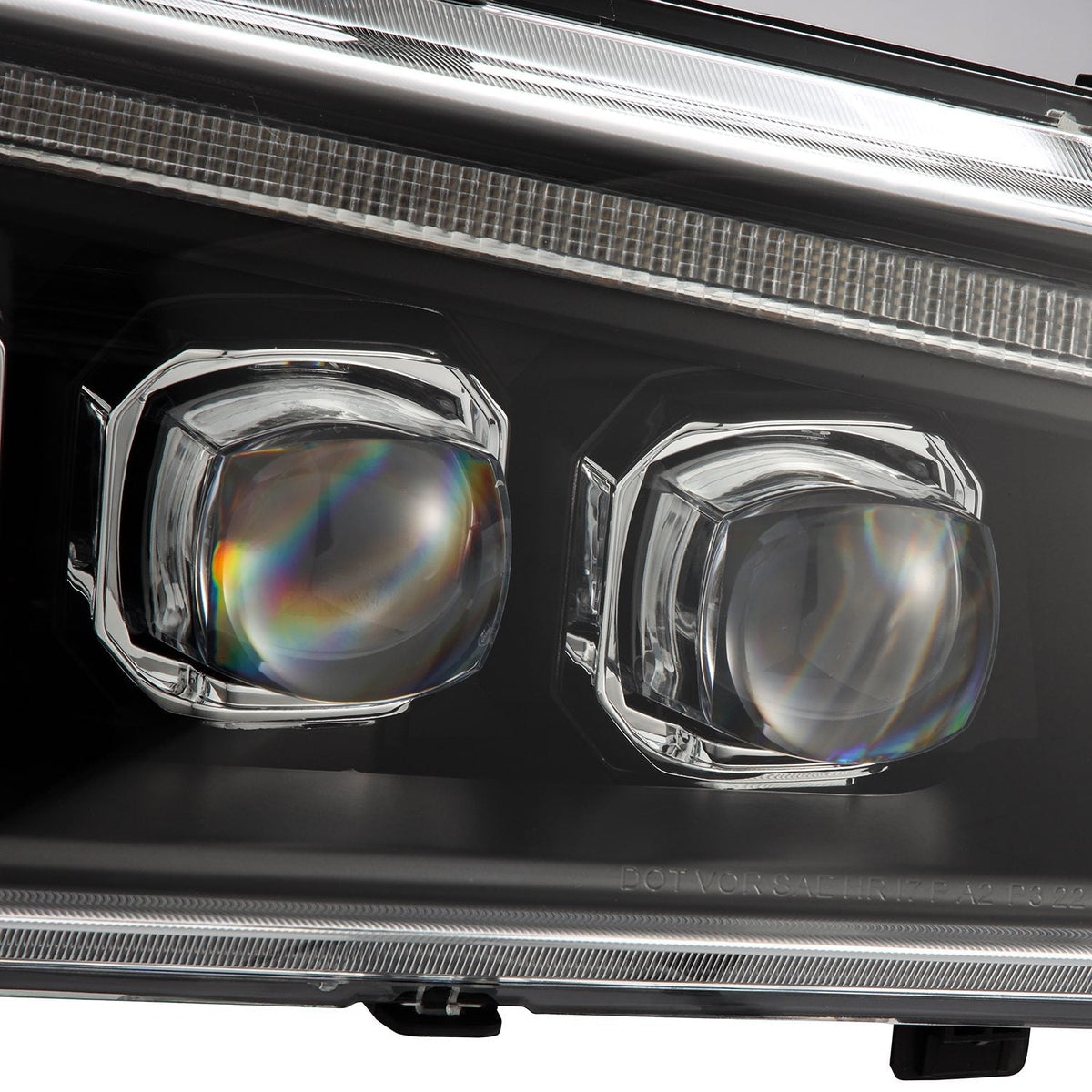 03-06 Chevrolet Silverado/02-06 Avalanche (without body cladding) NOVA-Series LED Projector Headlights Black - view 10