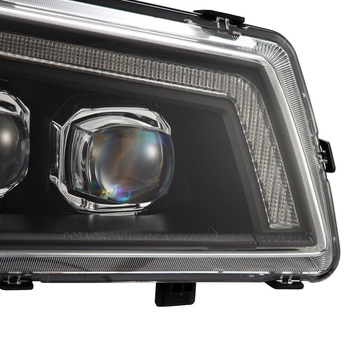 03-06 Chevrolet Silverado/02-06 Avalanche (without body cladding) NOVA-Series LED Projector Headlights Black - view 11