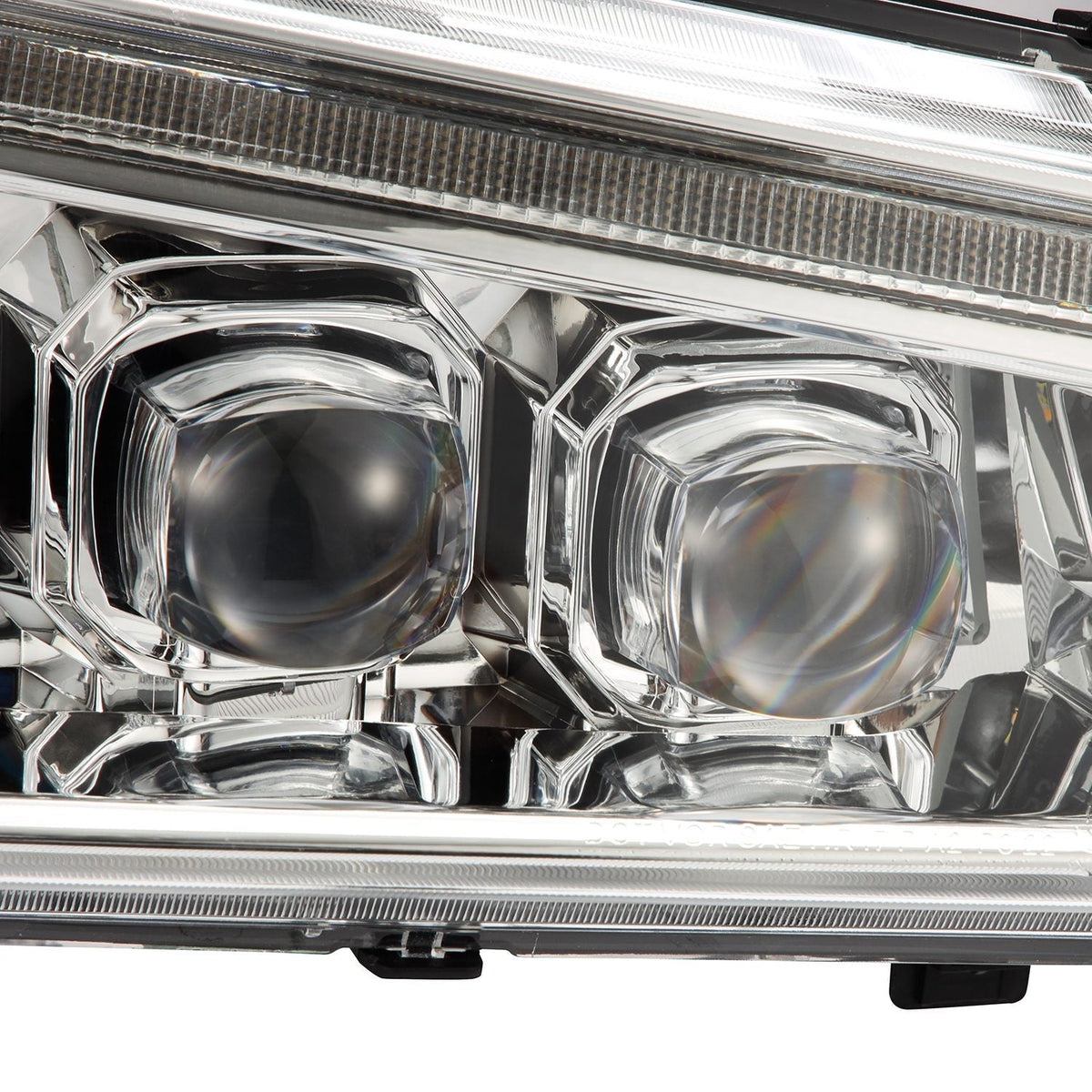 03-06 Chevrolet Silverado/02-06 Avalanche (without body cladding) NOVA-Series LED Projector Headlights Chrome - view 9