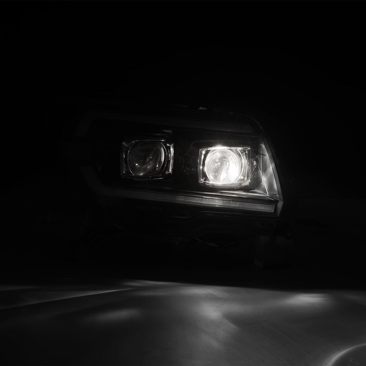 03-09 Toyota 4Runner LUXX-Series LED Projector Headlights Black - view 6