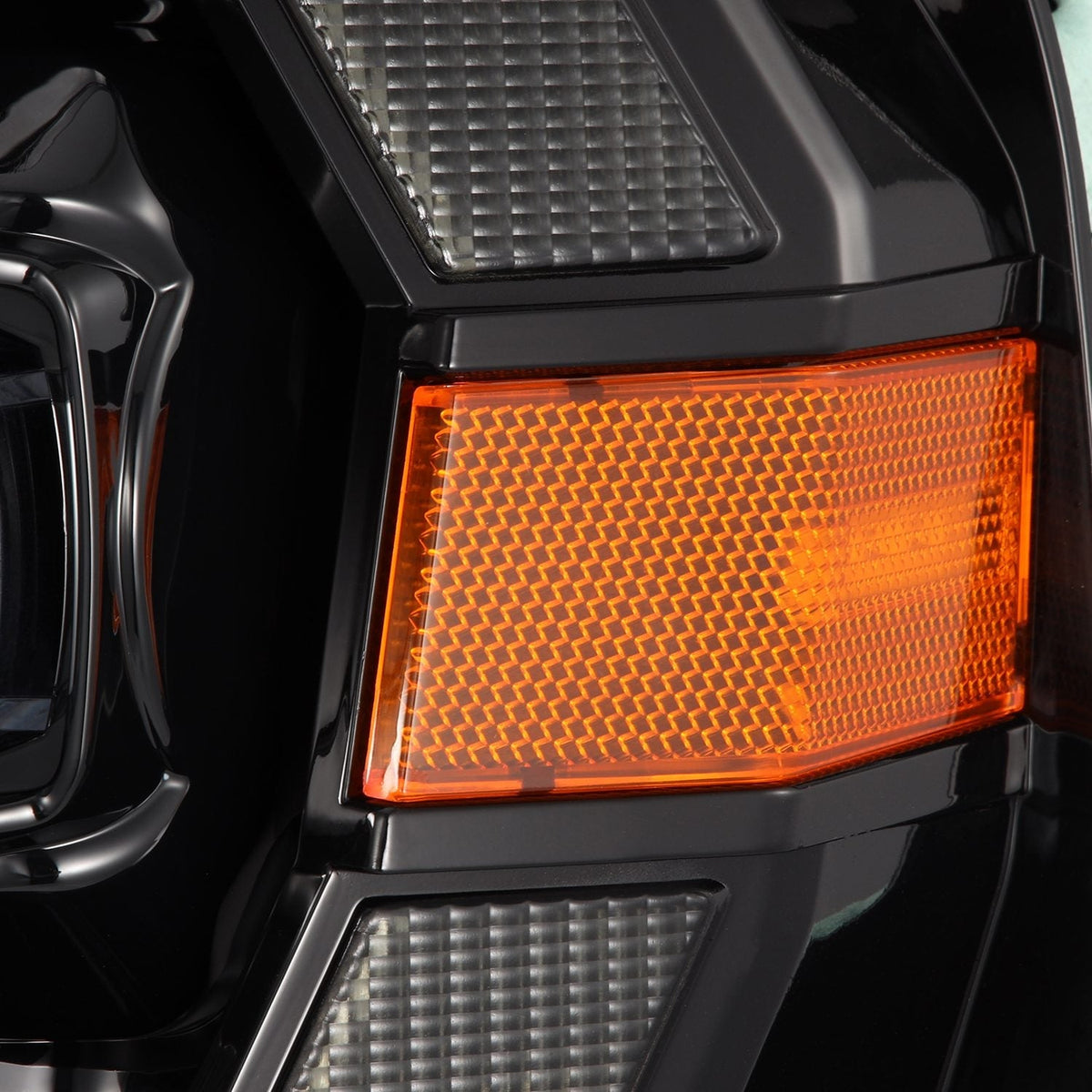 04-08 Ford F150 / 06-08 Lincoln Mark LT NOVA-Series LED Projector Headlights Alpha-Black - view 4
