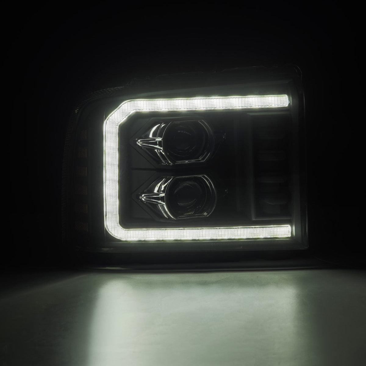 05-07 Ford Super Duty/Excursion LUXX-Series LED Projector Headlights Black - view 5