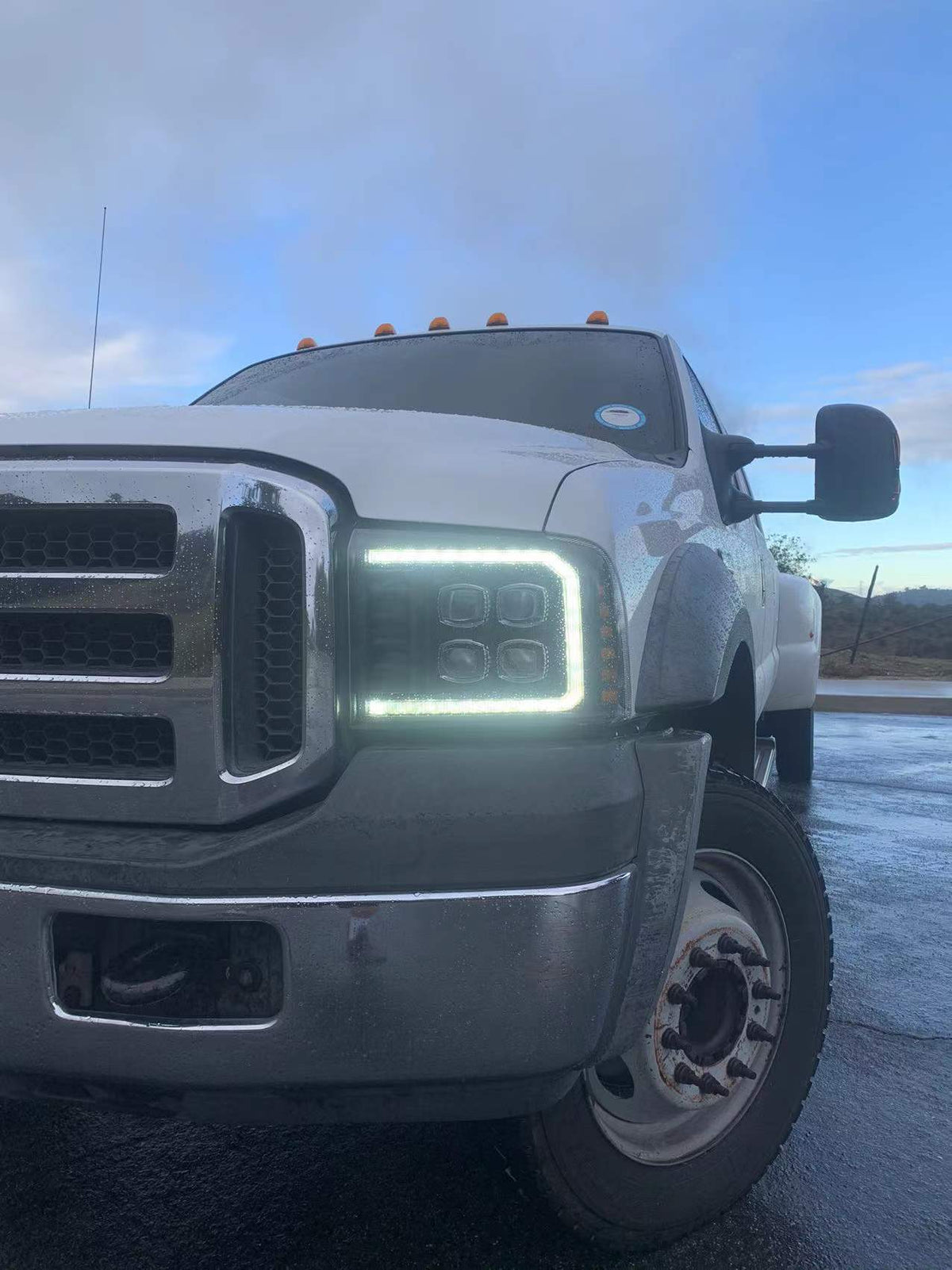 05-07 Ford Super Duty/Excursion NOVA-Series LED Projector Headlights Black - view 4