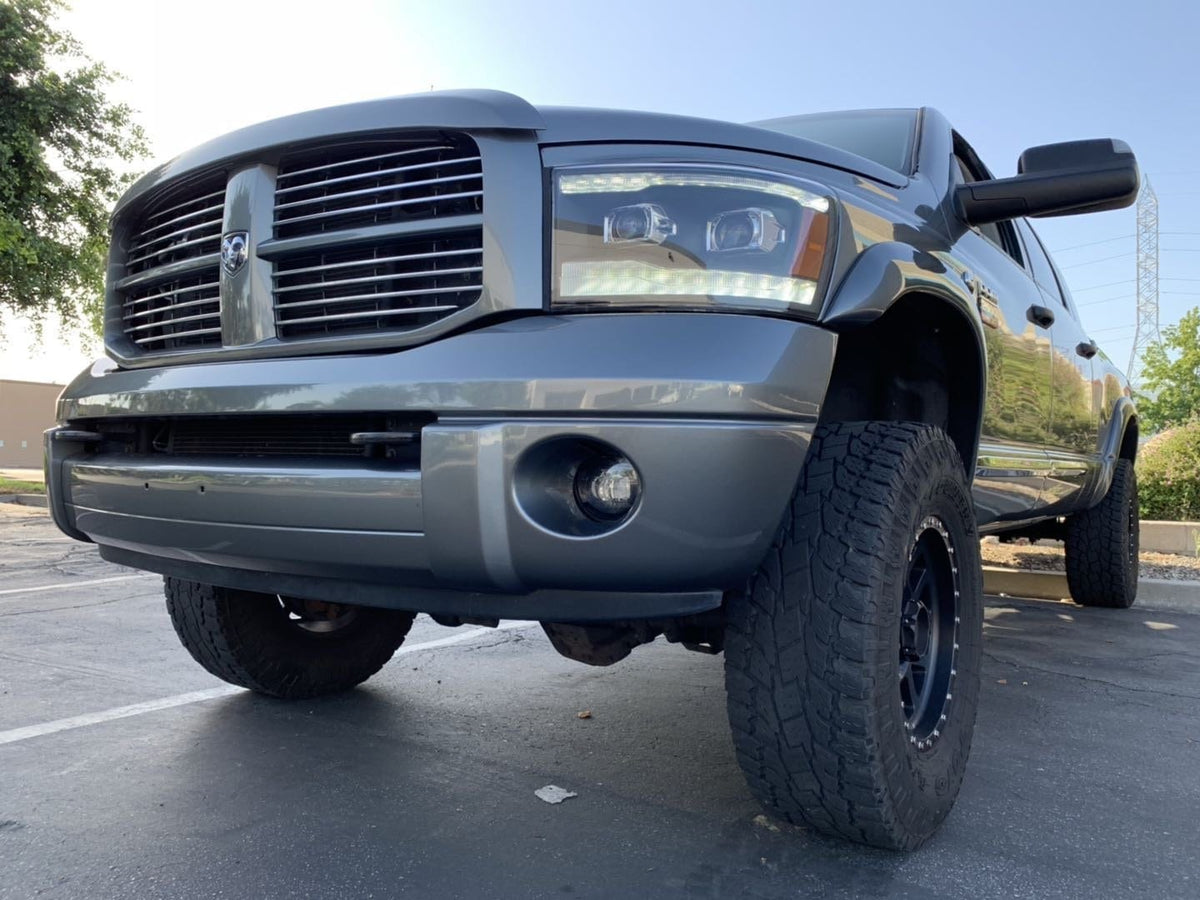 06-08 Dodge Ram LUXX-Series LED Projector Headlights Chrome - view 3