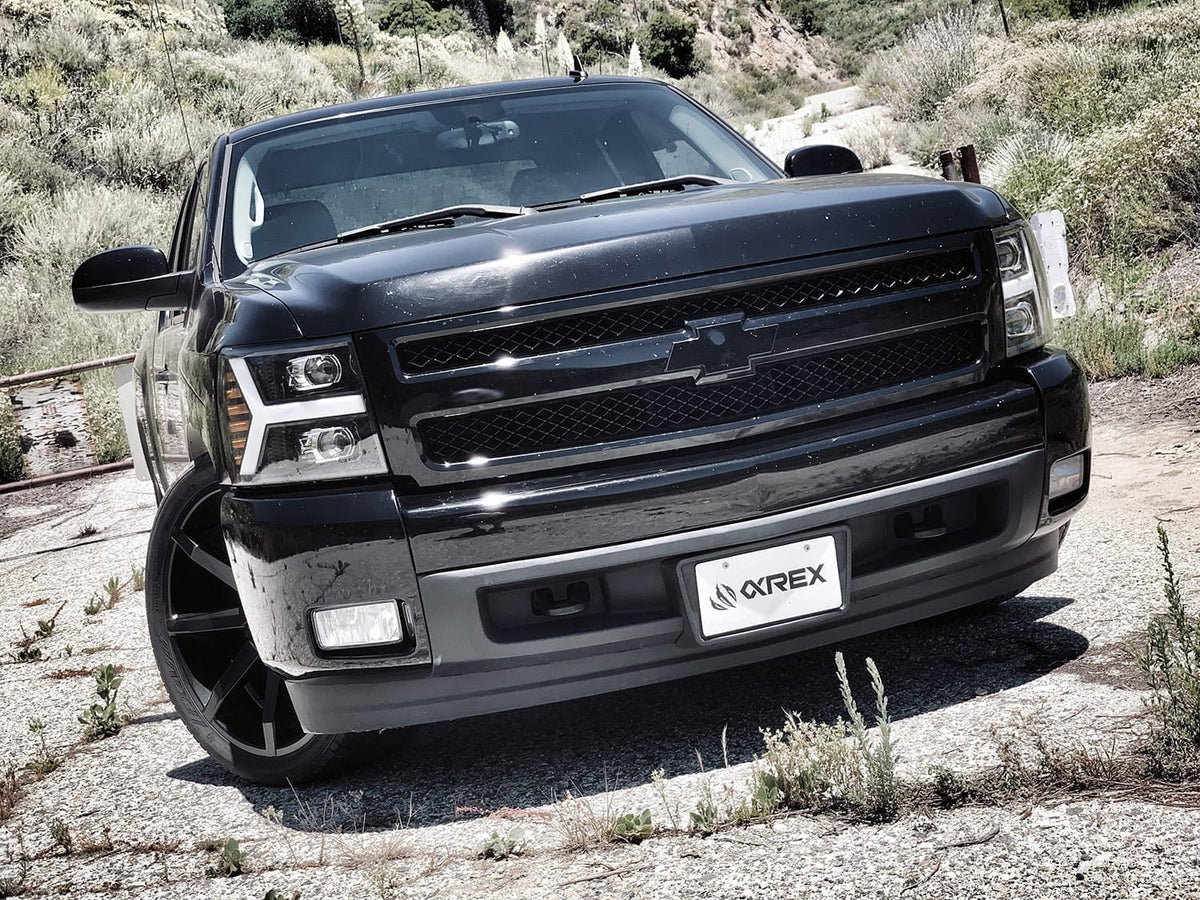 07-13 Chevrolet Silverado LUXX-Series LED Projector Headlights Jet Black - view 3