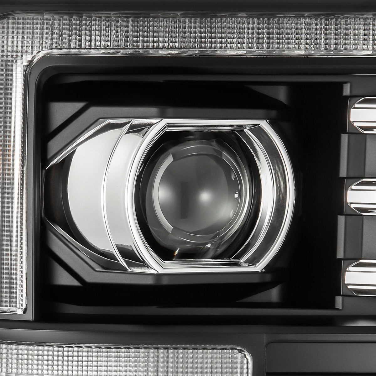 08-10 Ford Super Duty/Excursion LUXX-Series LED Projector Headlights Black - view 3