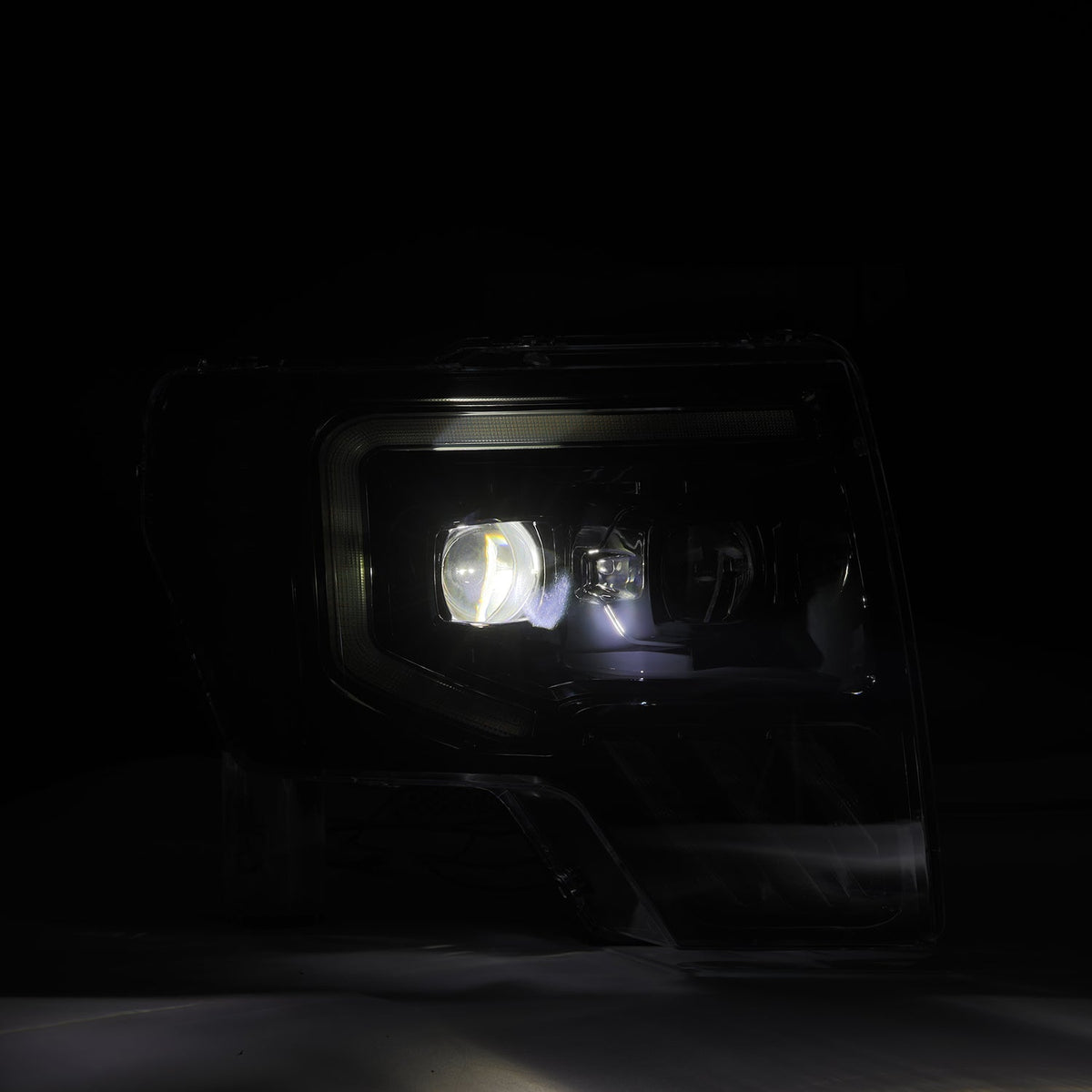 09-14 Ford F150 MKII LUXX-Series LED Projector Headlights Alpha-Black - view 4