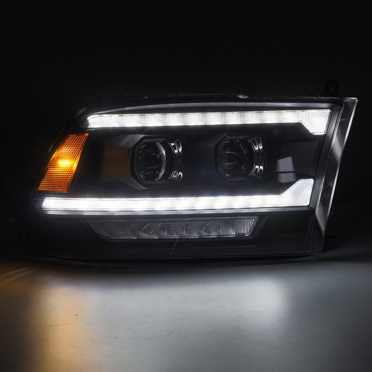 09-18 Ram Truck (MK II 5th Gen 2500 Style) LUXX-Series LED Projector Headlights Black - view 4