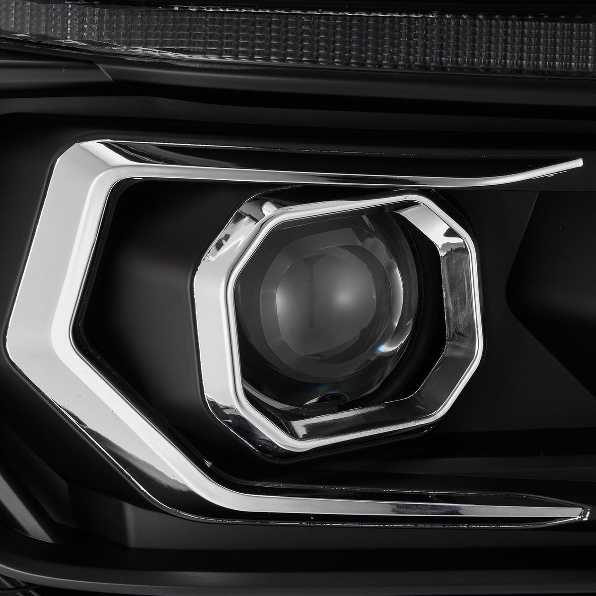 10-13 Toyota 4Runner LUXX-Series Projector Headlights Black - view 3