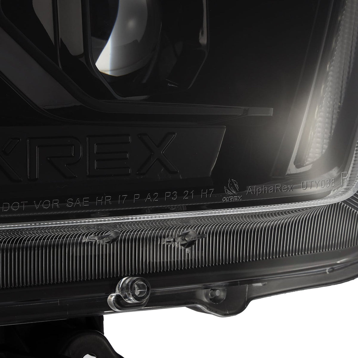 10-13 Toyota 4Runner PRO-Series Halogen Projector Headlights Alpha-Black - view 5