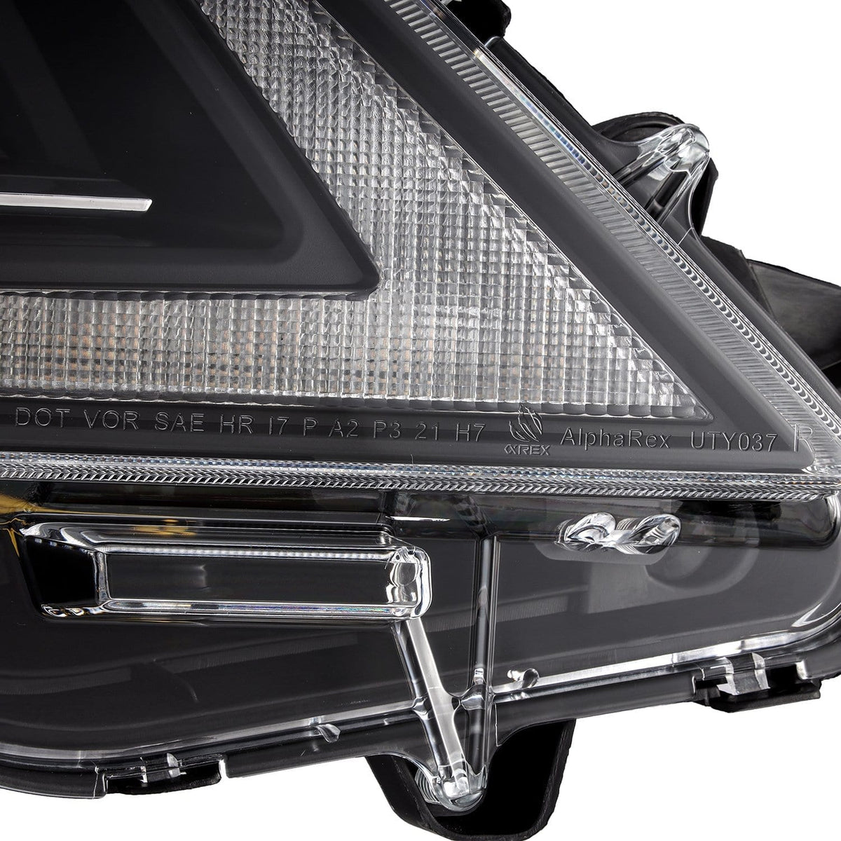 11-20 Toyota Sienna LUXX-Series Projector Headlights Black - view 9