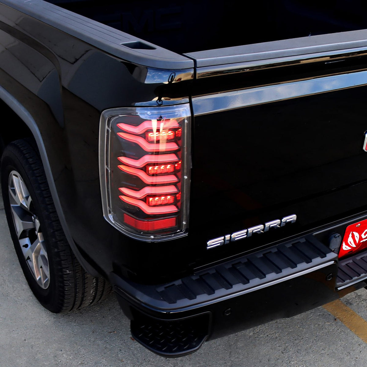 14-18 GMC Sierra 1500/2500HD/3500HD LUXX-Series LED Tail Lights Black-Red - view 11