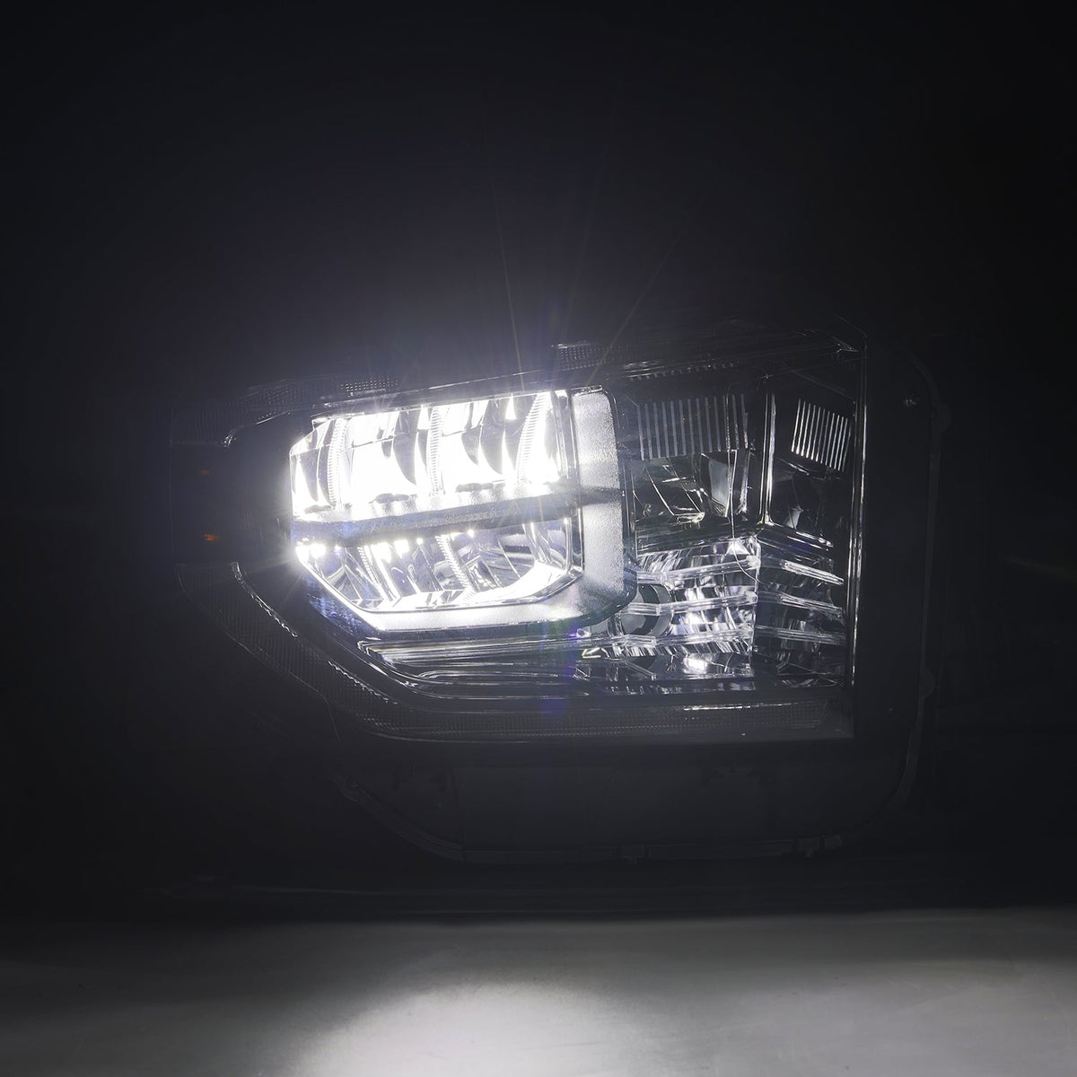 14-21 Toyota Tundra MK II LUXX-Series LED Crystal Headlights Alpha-Black - view 5