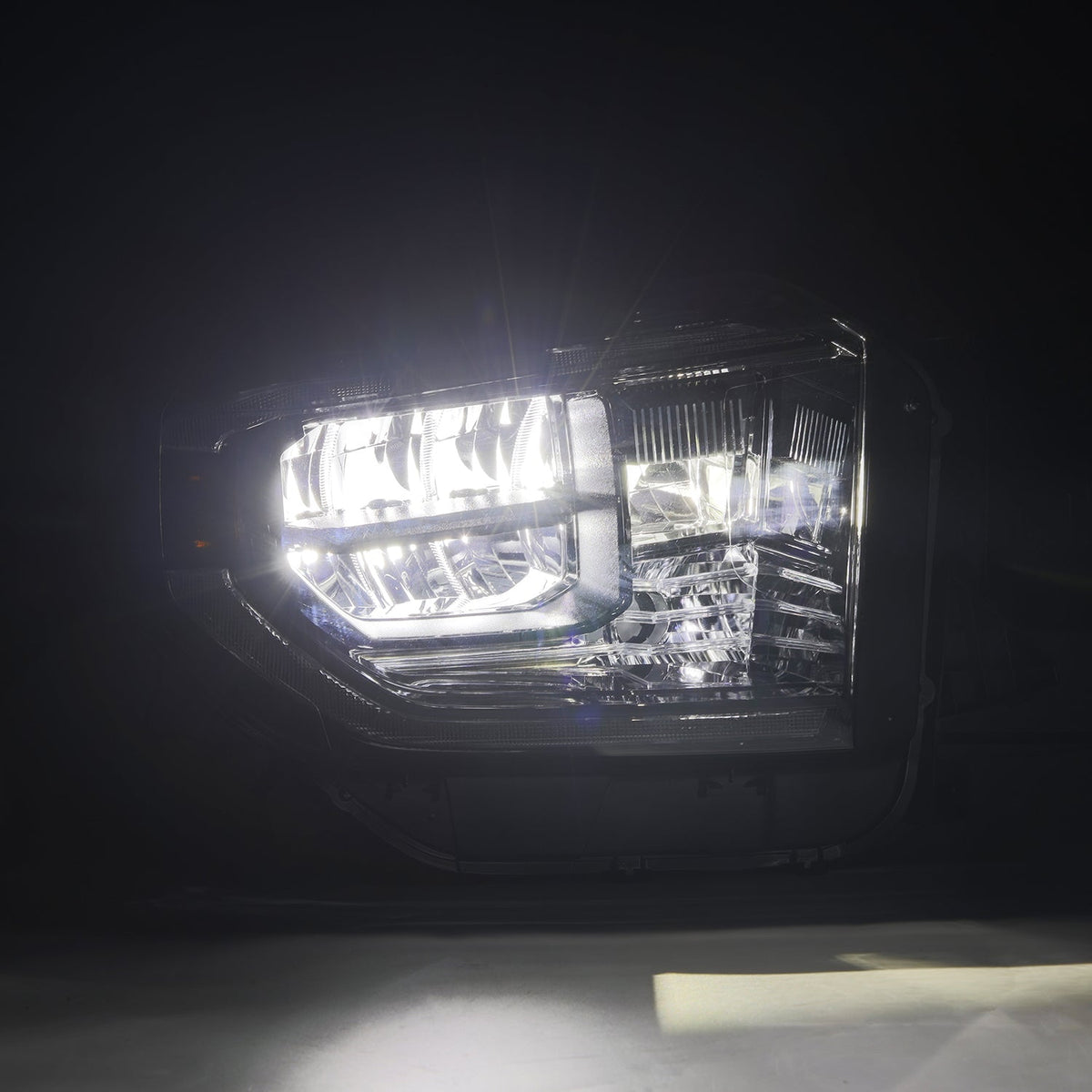 14-21 Toyota Tundra MK II LUXX-Series LED Crystal Headlights Alpha-Black - view 4