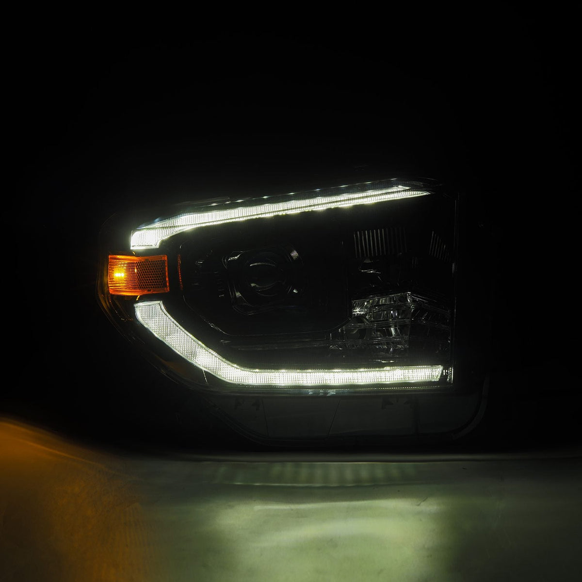 14-21 Toyota Tundra MK II PRO-Series Halogen Projector Headlights Alpha-Black - view 2