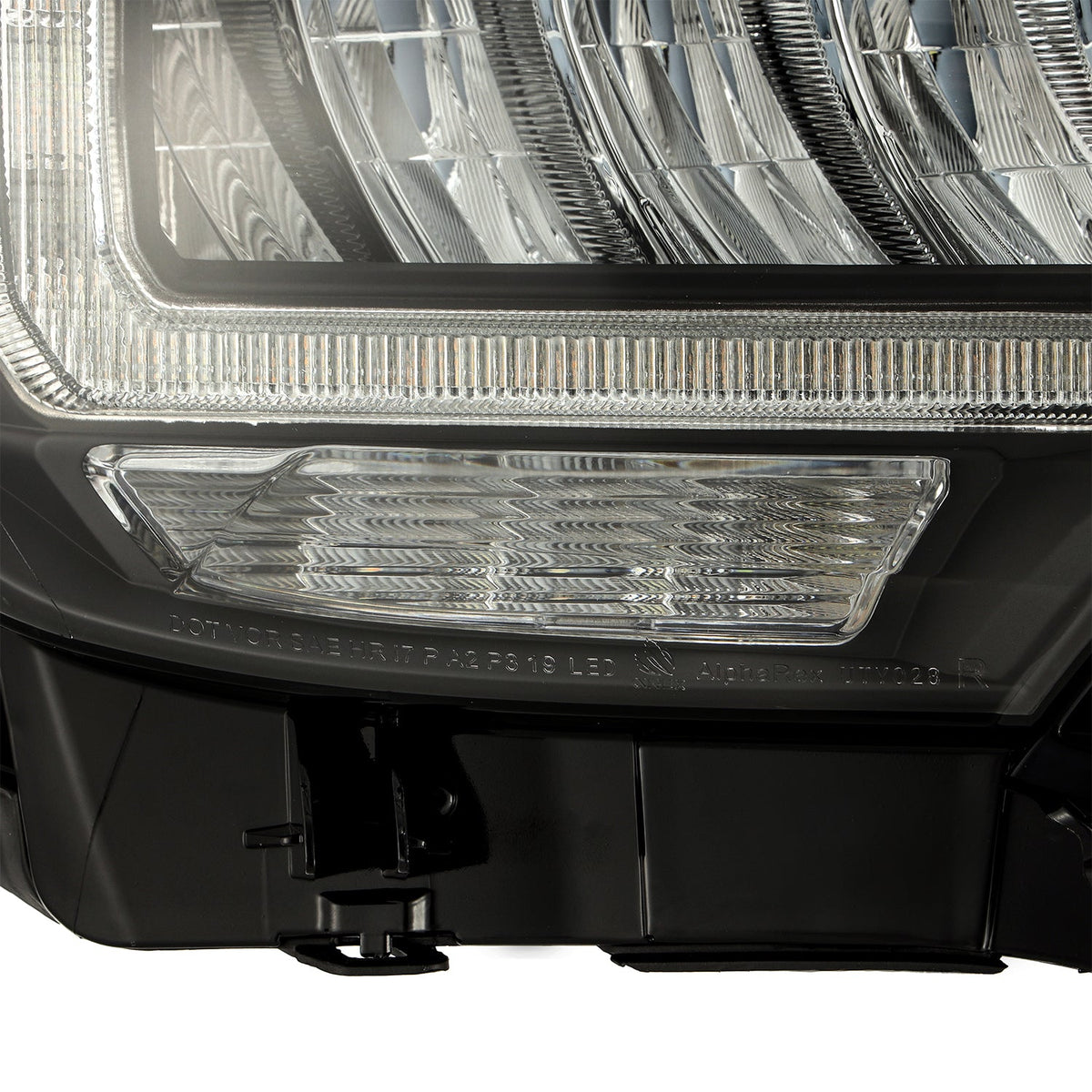 16-23 Toyota Tacoma LUXX-Series LED Crystal Headlights Alpha-Black - view 9