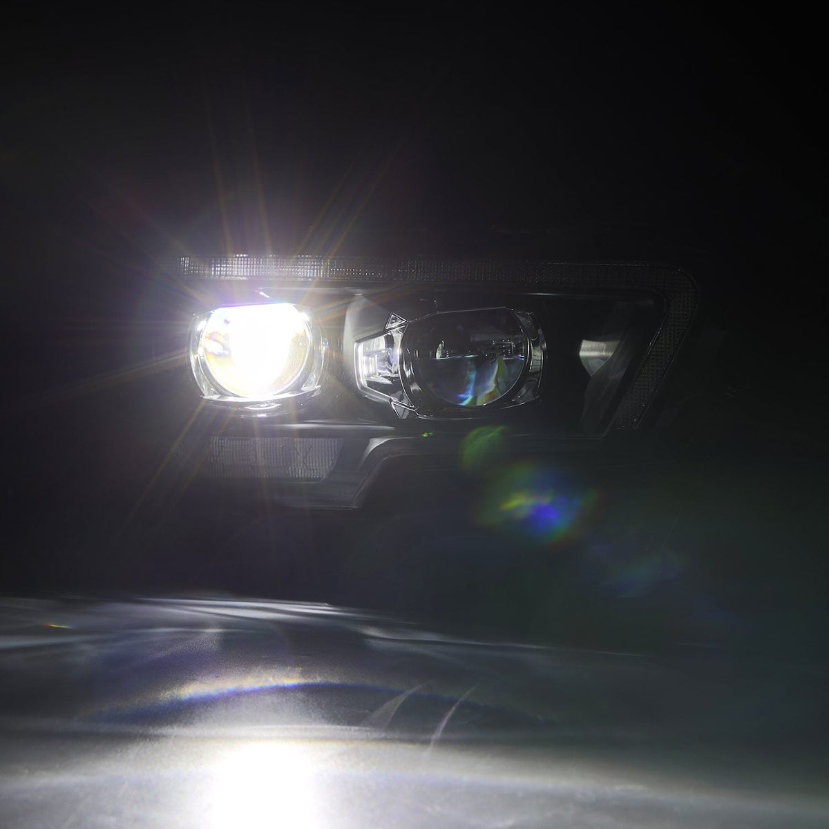16-23 Toyota Tacoma MK II LUXX-Series LED Projector Headlights Black - view 4