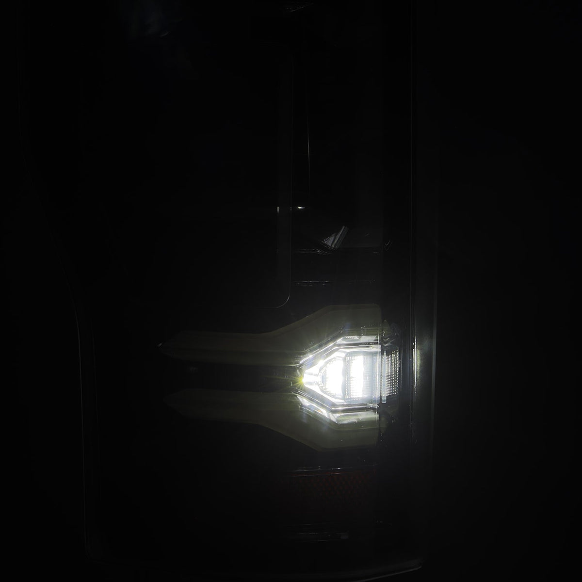 17-22 Ford Super Duty LUXX-Series LED Tail Lights Alpha-Black - view 7