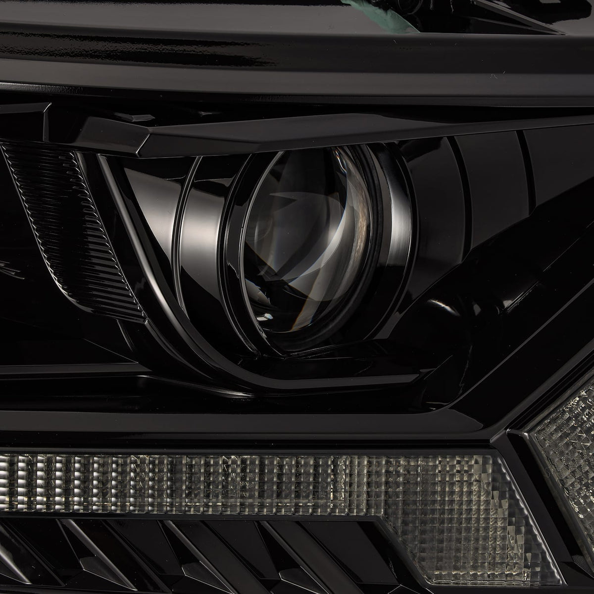 19-23 Ford Ranger LUXX-Series LED Projector Headlights Alpha-Black - view 2