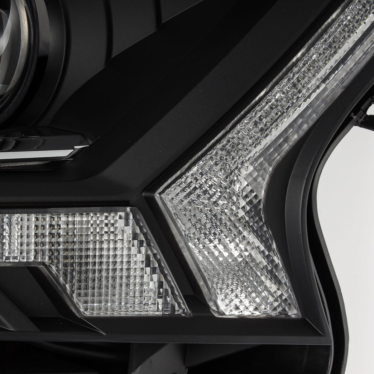 19-23 Ford Ranger LUXX-Series LED Projector Headlights Black - view 4