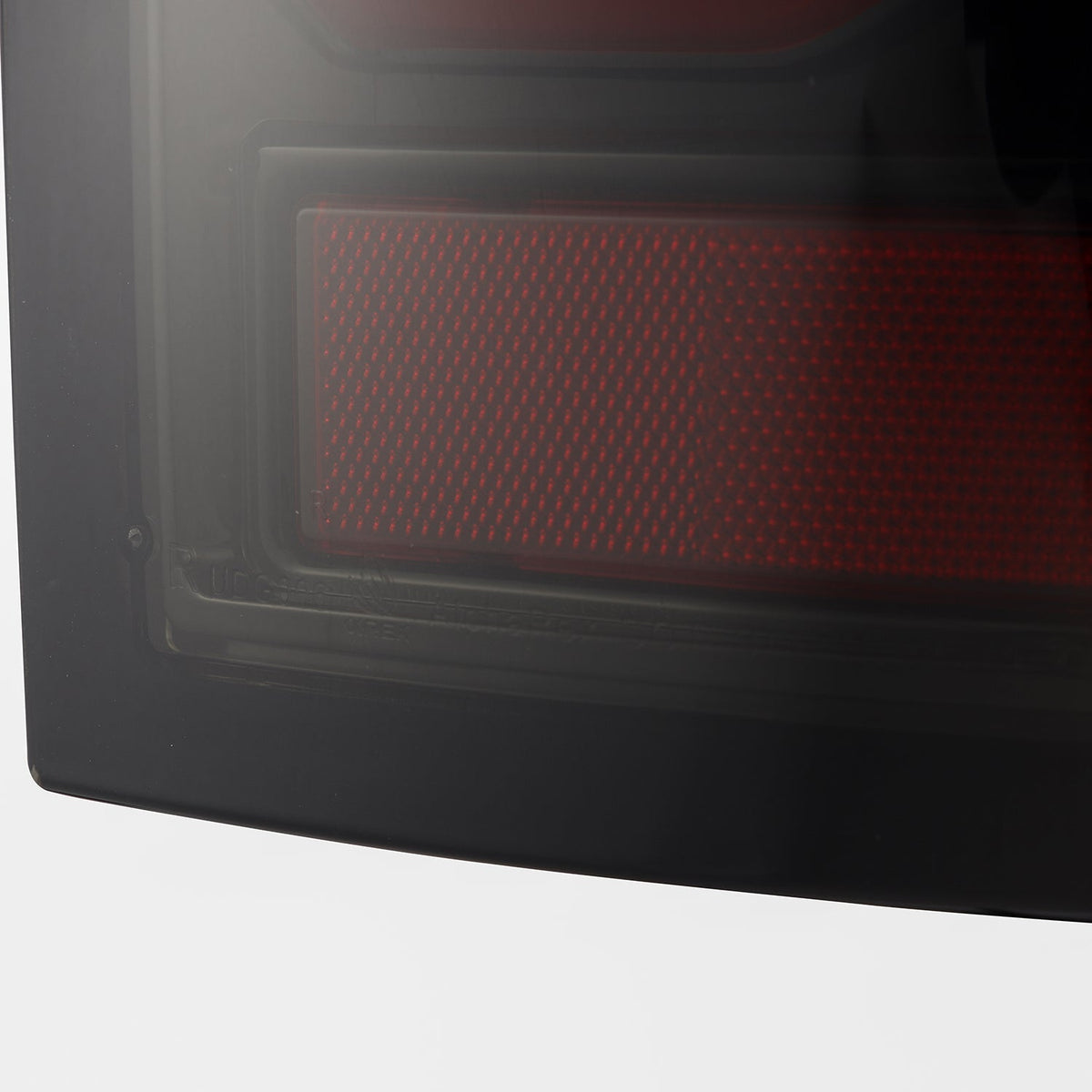 19-24 Ram 2500/3500 LUXX-Series LED Tail Lights Black-Red - view 8