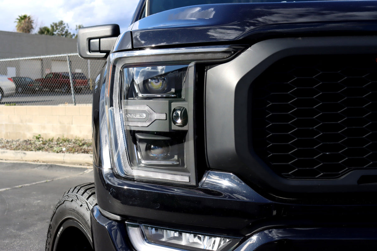 21-23 Ford F150 / 21-23 Ford F150 Raptor LUXX-Series LED Projector Headlights Alpha-Black - view 3