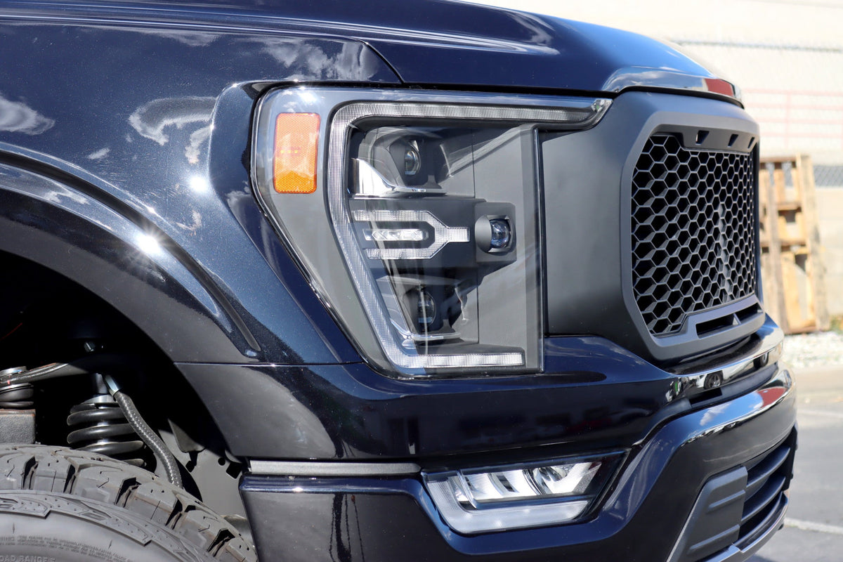 21-23 Ford F150 / 21-23 Ford F150 Raptor LUXX-Series LED Projector Headlights Alpha-Black - view 5