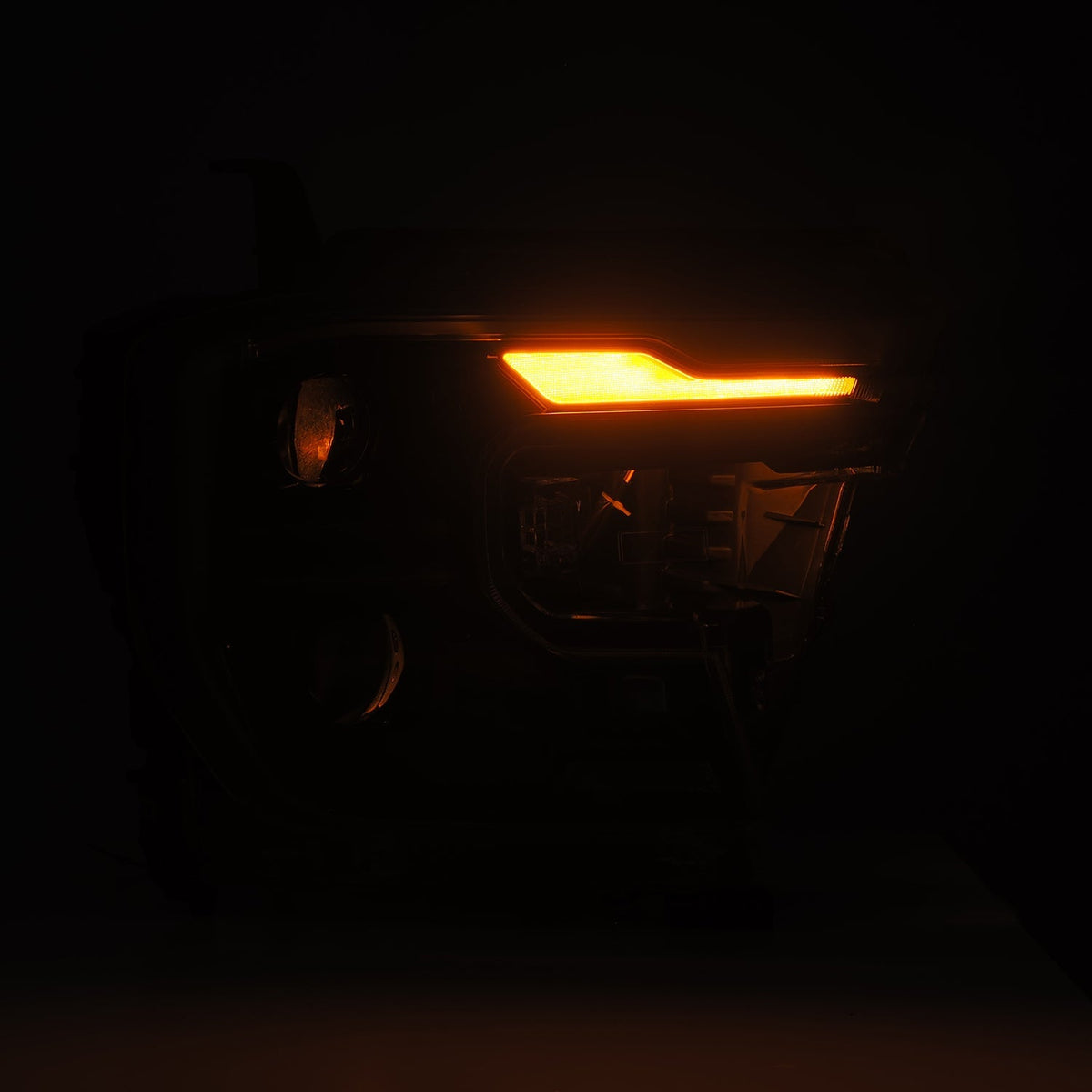 24-26 Ford Ranger / Ranger Raptor LUXX-Series LED Projector Headlights Alpha-Black - view 9