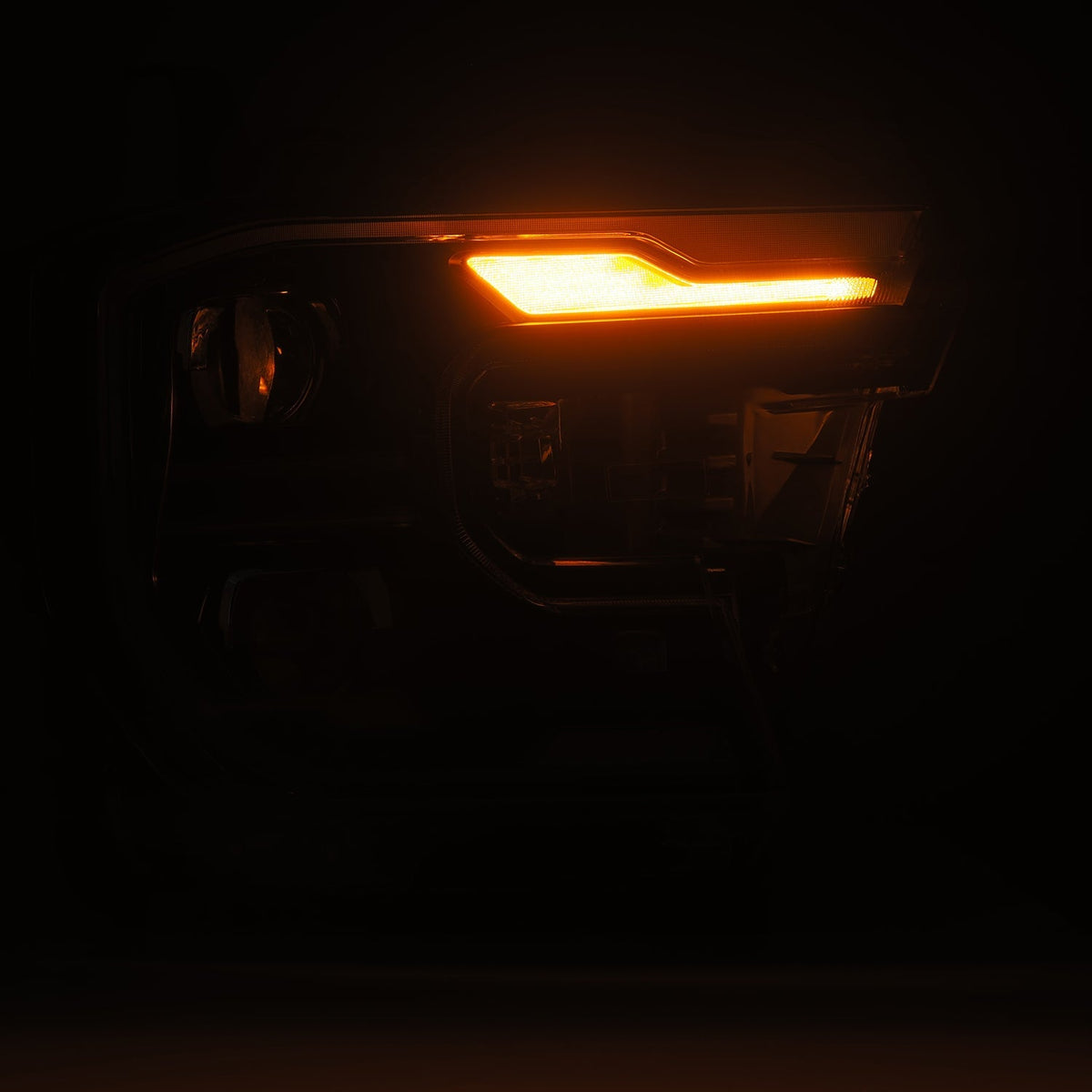 24-26 Ford Ranger / Ranger Raptor LUXX-Series LED Projector Headlights Black - view 9