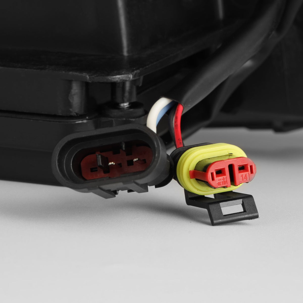 24-26 Toyota Tacoma / 25-26 4Runner NOVA-Series LED Projector Headlights Alpha-Black - view 12
