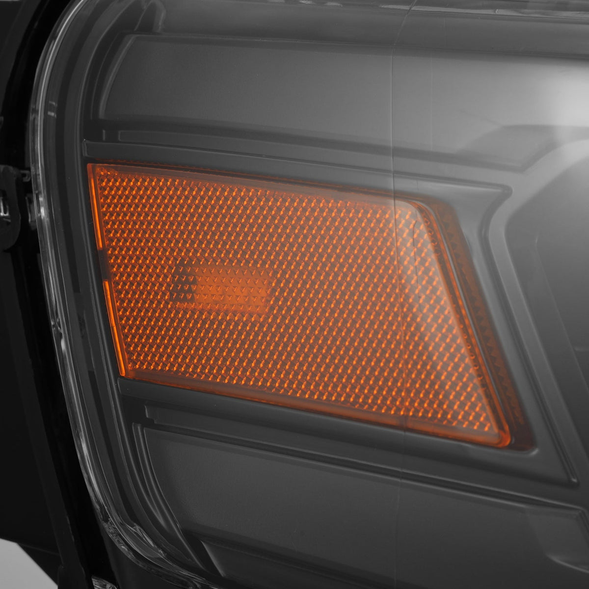 25-26 Ram 1500 LUXX-Series LED Projector Headlights Alpha-Black - view 12