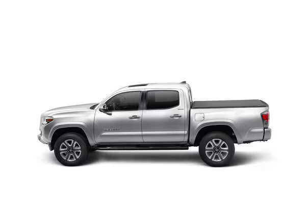 SENTRY CT TONNEAU COVER 2022-2026 Toyota Tundra 5'5" Bed w/ Deck Rail System