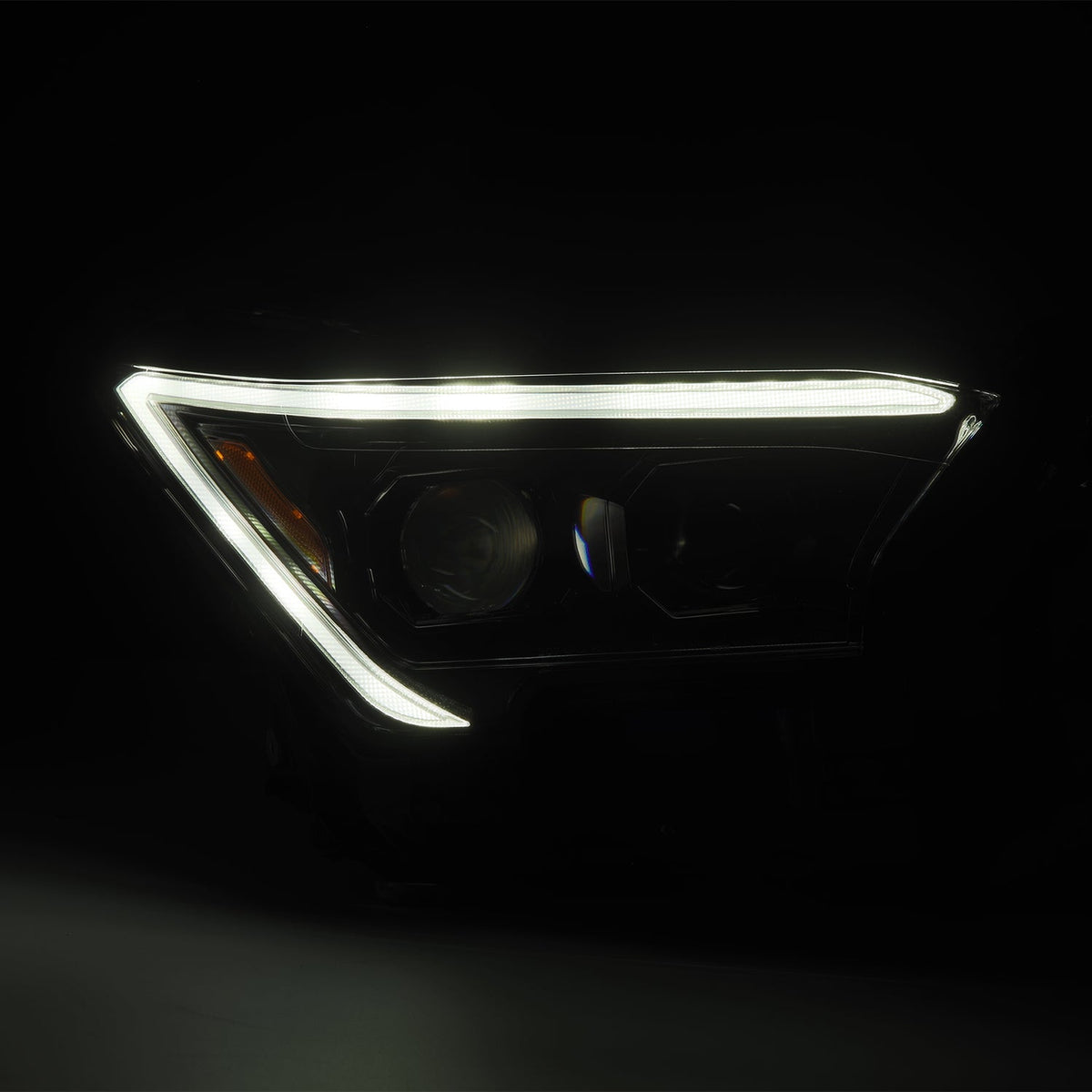 24-26 Toyota Tacoma / 25-26 4Runner LUXX-Series LED Projector Headlights Alpha-Black - view 2