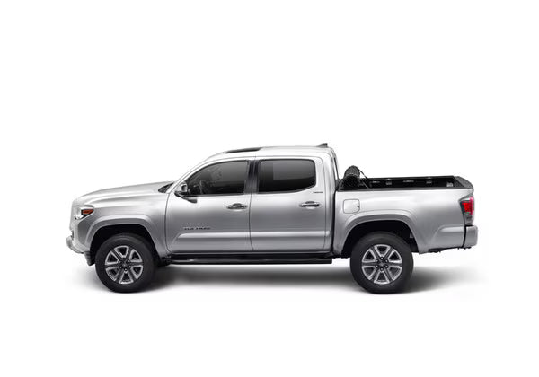 SENTRY CT TONNEAU COVER 2022-2026 Toyota Tundra 5'5" Bed w/ Deck Rail System