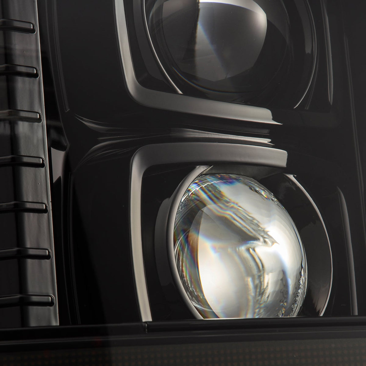 92-96 Ford F-Series/Bronco LUXX-Series LED Projector Headlights Alpha-Black - view 14