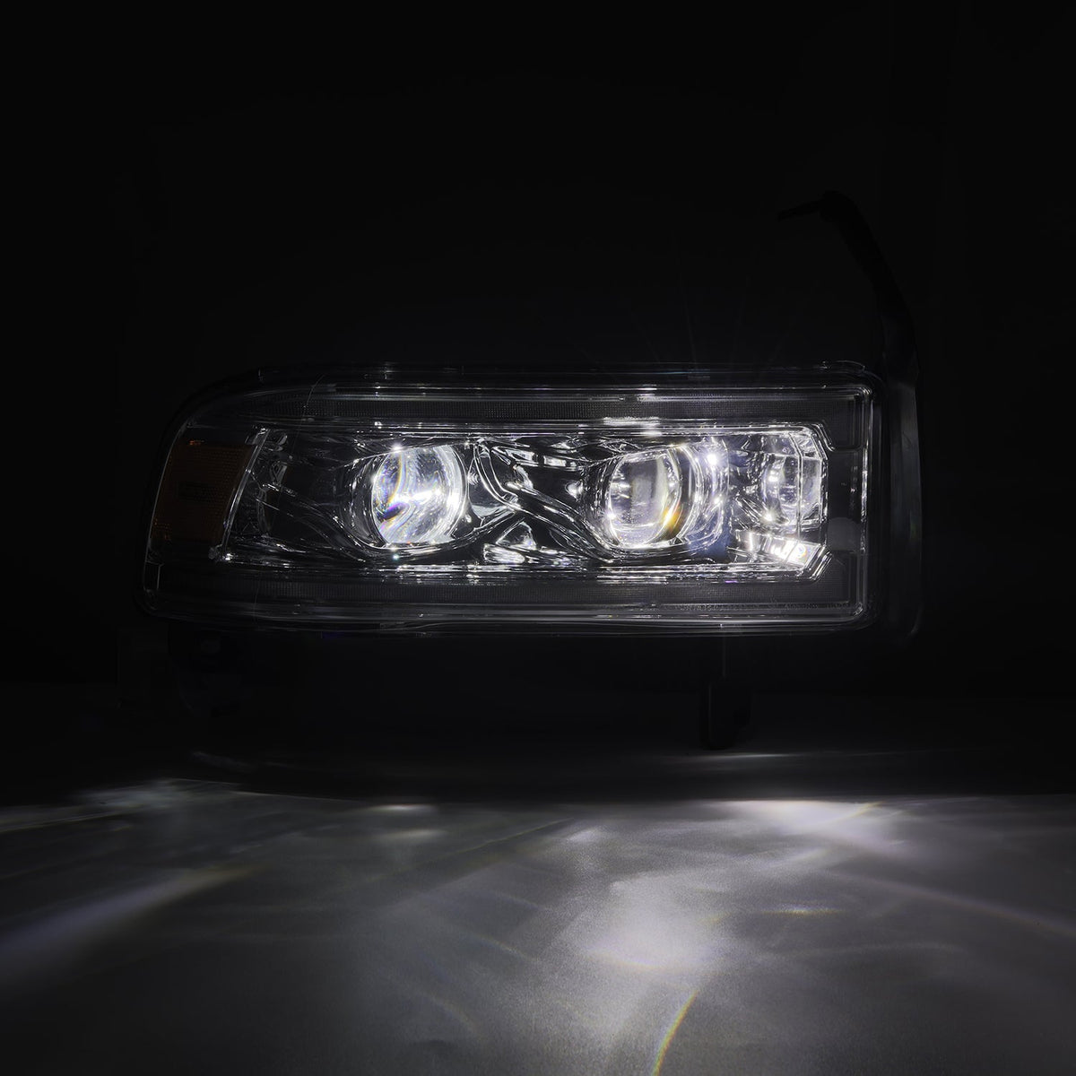 94-01 Dodge Ram 1500/94-02 Ram 2500/3500 LUXX-Series LED Headlights Chrome - view 5