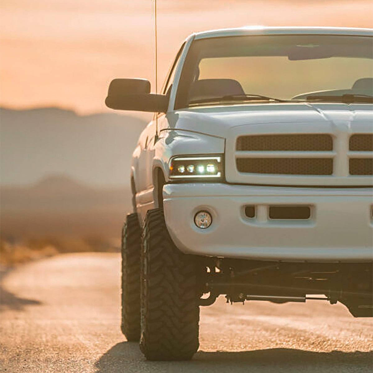 94-01 Dodge Ram 1500/94-02 Ram 2500/3500 NOVA-Series LED Headlights Black - view 6