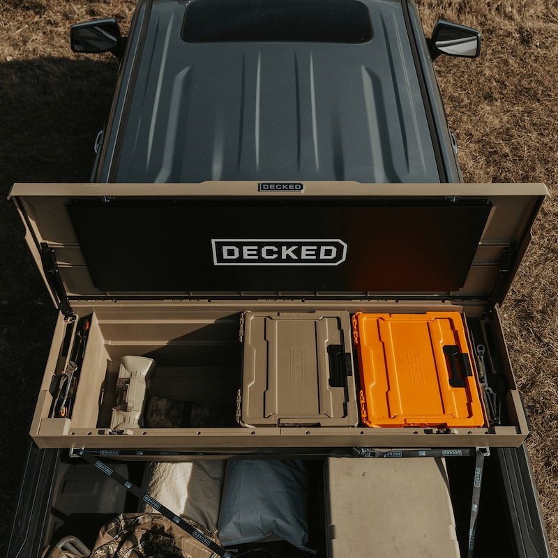 DECKED TOOL BOX Tan