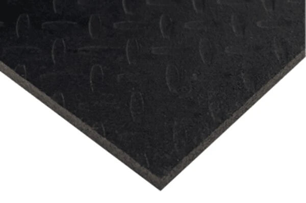 BLACK ARMOUR BED MAT