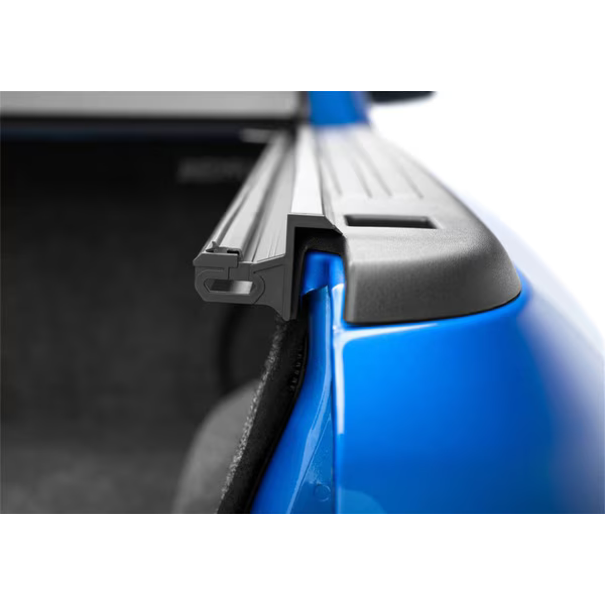 BAKFLIP MX4 TONNEAU COVER 2019-2026 New Body Dodge/Ram 1500 6'4" Bed (w/o Multifunction Tailgate)