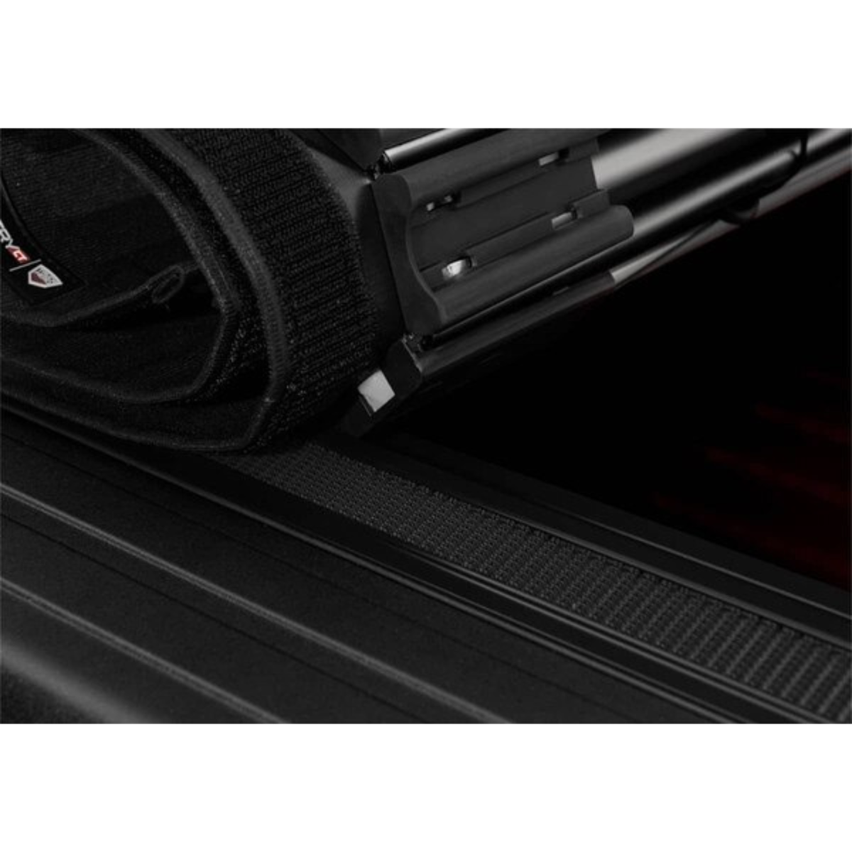 SENTRY CT TONNEAU COVER 2019-2026 Dodge/Ram 1500 5.7' Bed w/ Multifunction Tailgate