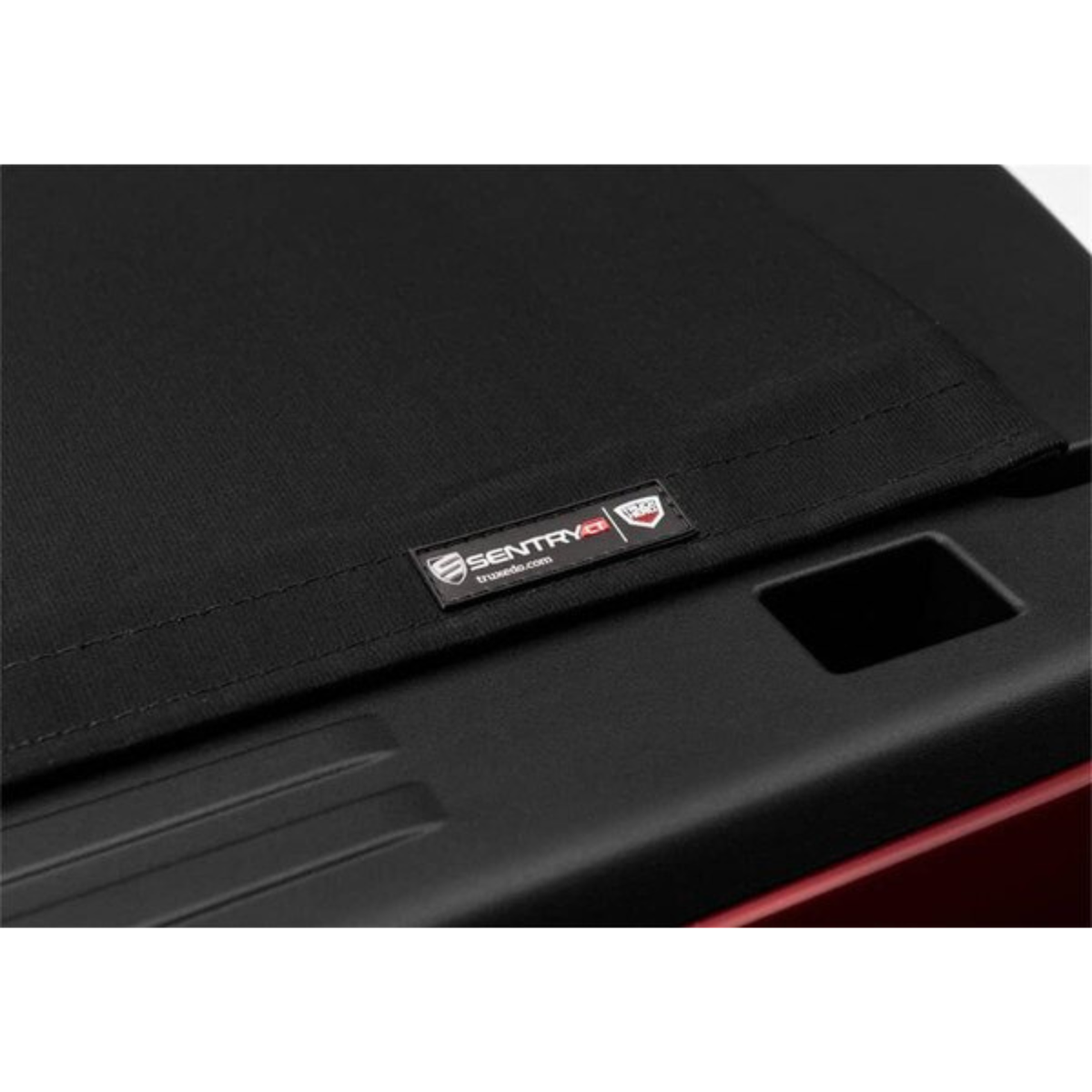 SENTRY CT TONNEAU COVER 2019-2026 Dodge/Ram 1500 5.7' Bed w/ Multifunction Tailgate