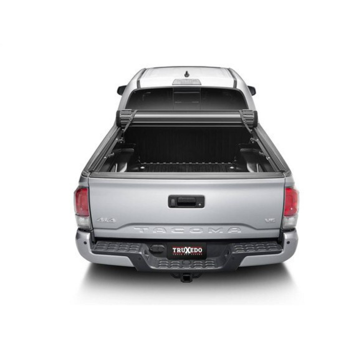 SENTRY CT TONNEAU COVER 2022-2026 Toyota Tundra 6'5" Bed w/ Deck Rail System