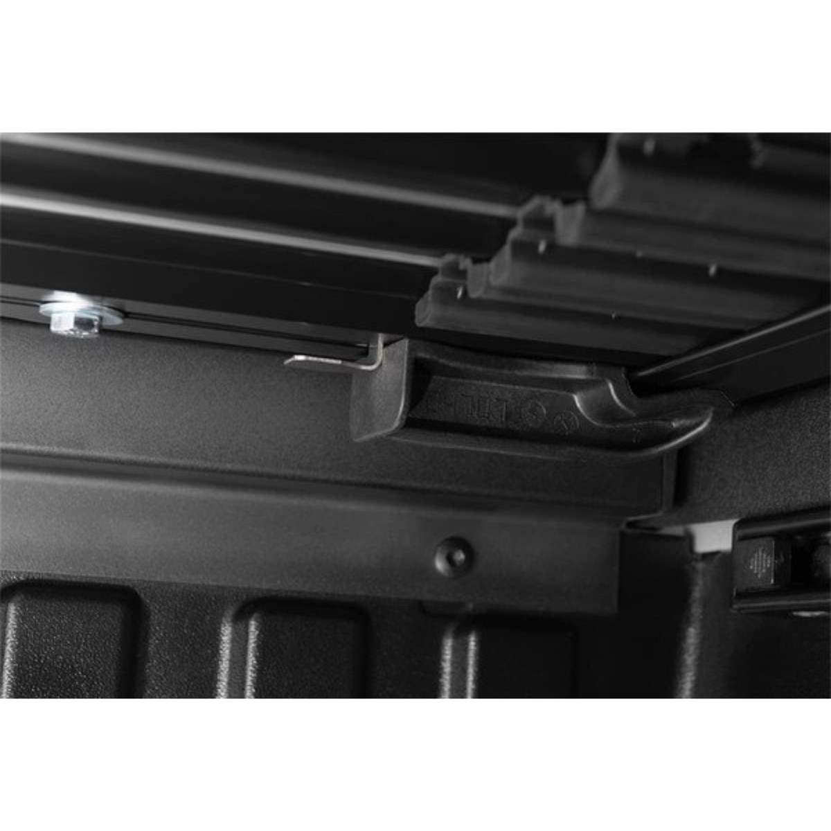 SENTRY CT TONNEAU COVER 2022-2026 Toyota Tundra 6'5" Bed w/ Deck Rail System