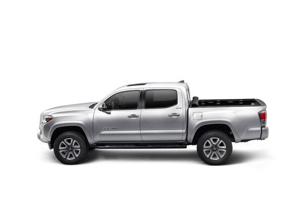 PRO X15 TONNEAU COVER 2022-2026 Toyota Tundra 5'6" Bed w/o Deck Rail System