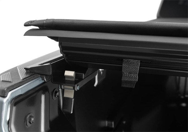 PRO X15 TONNEAU COVER 2022-2026 Toyota Tundra 5'6" Bed w/o Deck Rail System