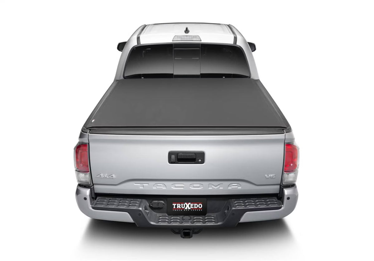 PRO X15 TONNEAU COVER 2022-2026 Toyota Tundra 5'5" Bed w/ Deck Rail System