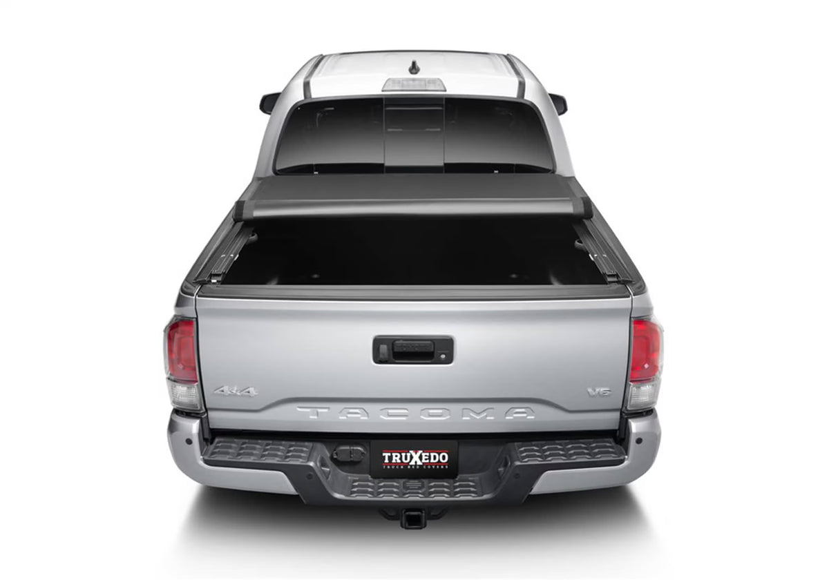 PRO X15 TONNEAU COVER 2022-2026 Toyota Tundra 5'5" Bed w/ Deck Rail System