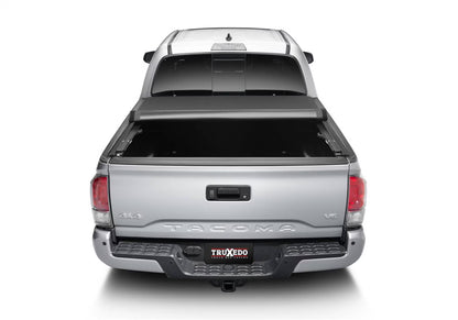 PRO X15 TONNEAU COVER 2022-2026 Toyota Tundra 5'5" Bed w/ Deck Rail System