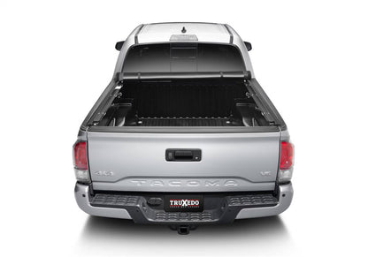 PRO X15 TONNEAU COVER 2022-2026 Toyota Tundra 5'5" Bed w/ Deck Rail System